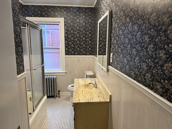 4th image of 134 E Washington St #134