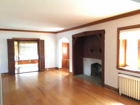 5th image of 1102 Egan Hills Dr