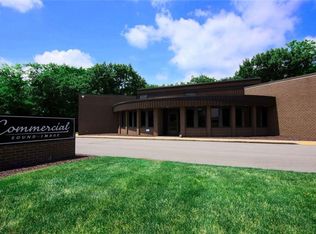 6001 W Creek Rd, Independence, OH 44131