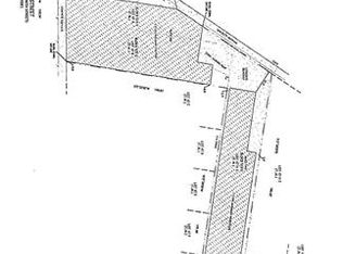 292 E Smith St, Woodbridge, NJ 07095