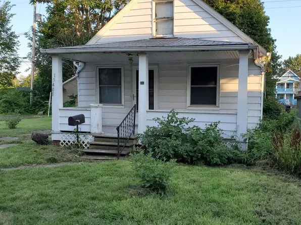 15408 Ridpath Ave, Cleveland, OH 44110