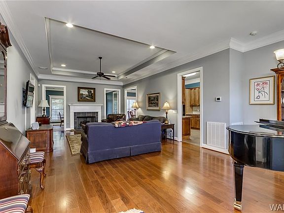 5th image of 4320 Drapers Dr