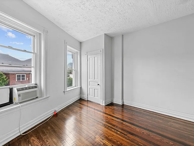 3239 Jefferson Ave #2 — Photo 16