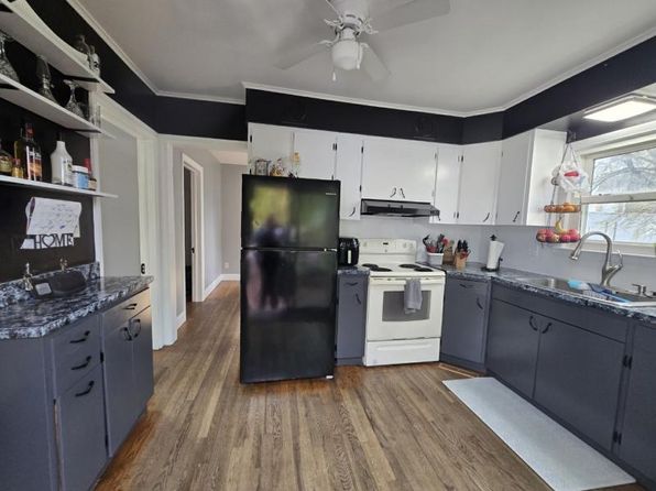 12 Mullen St, Elkton, MI 48731
