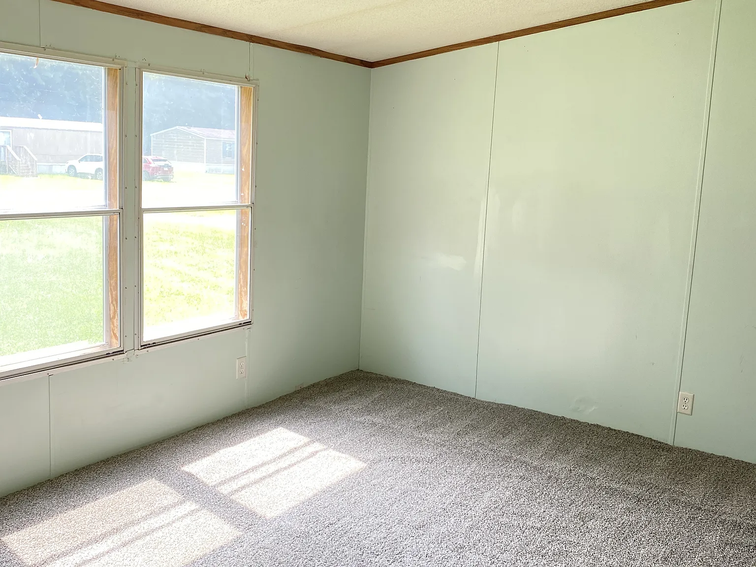 4 bed, 1300 sqft, $1,000 — Photo 4