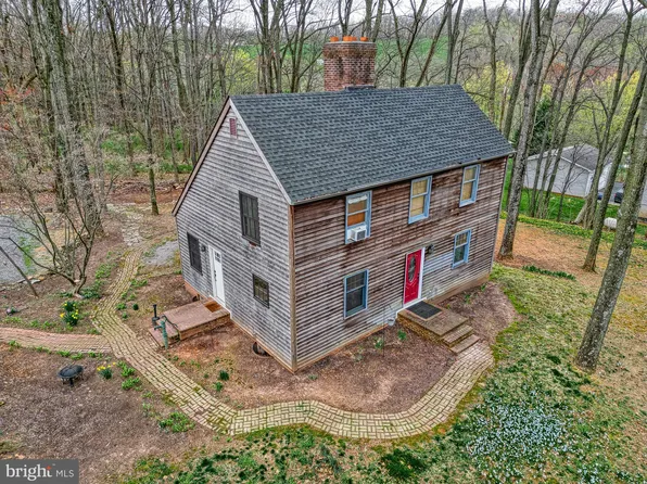 1994 Rockville Rd, Spring Grove, PA 17362