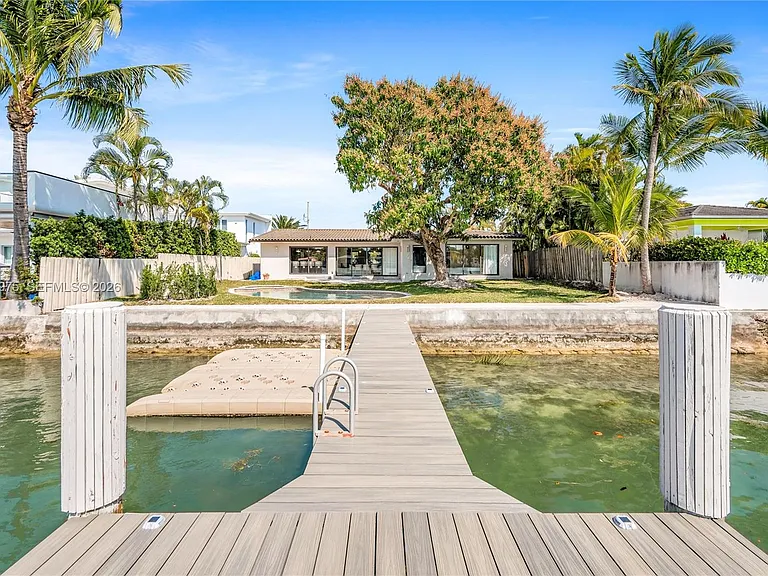 1170 S Biscayne Point Rd — Photo 43