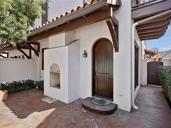2nd image of 257 Casa Blanca Ave