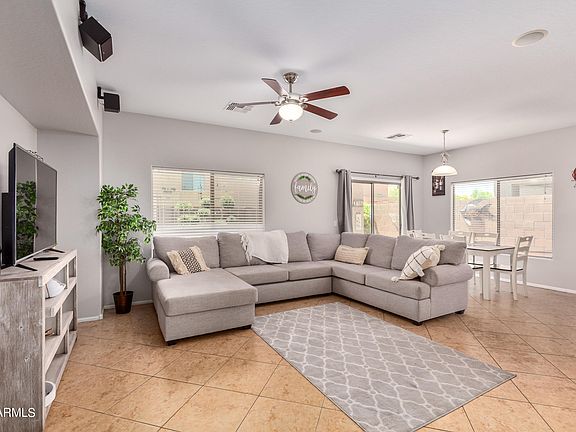 5th image of 7145 W SUPERIOR Avenue