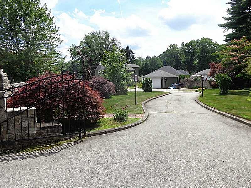 1st image of 18 Lakeview Ave
