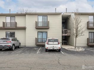 1614 Spruce Hills Dr, Glen Gardner, NJ 08826