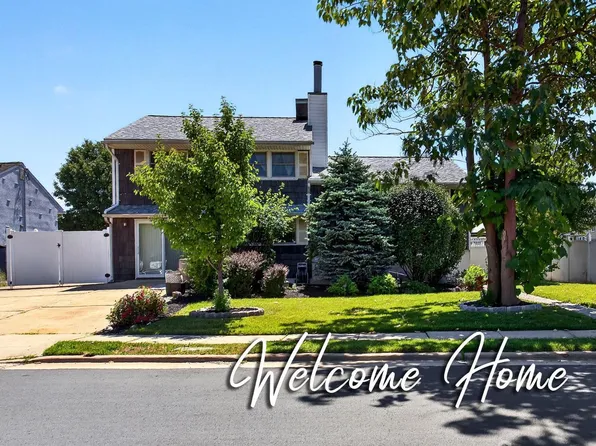 52 Jackson Ave, Carteret, NJ 07008