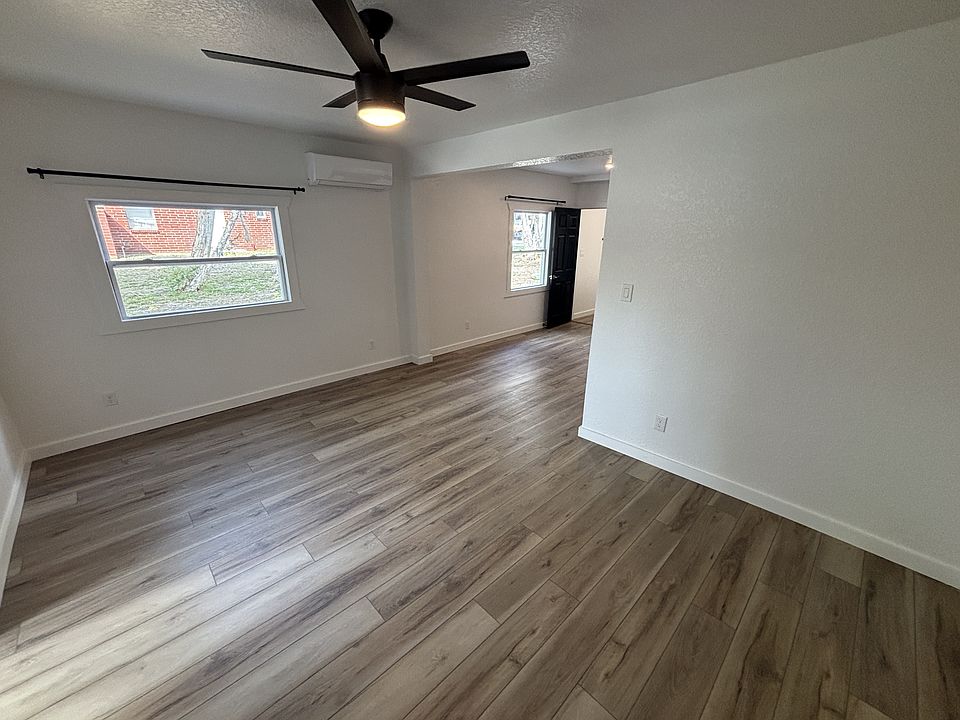 1st image of 150 S Nekoma Ave Unit A-1