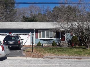 12 Dawes St, Blackstone, MA 01504