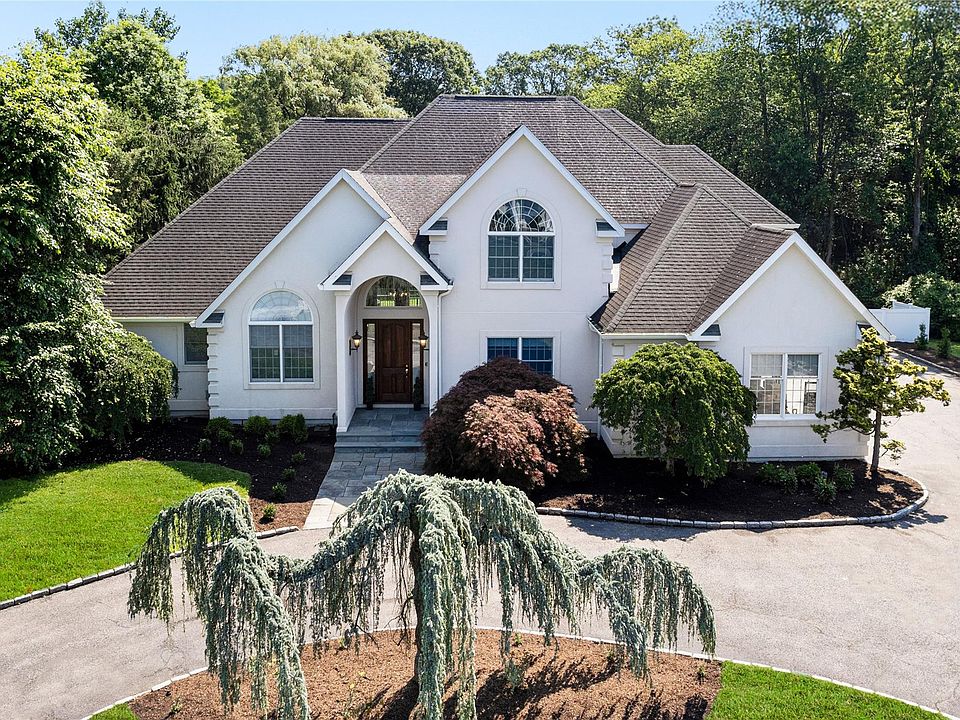 1st image of 9 Ophir Drive