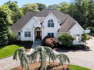 9 Ophir Dr, Purchase, NY 10577