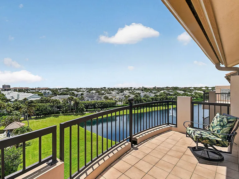 101 Ocean Bluffs Blvd #504 — Photo 43