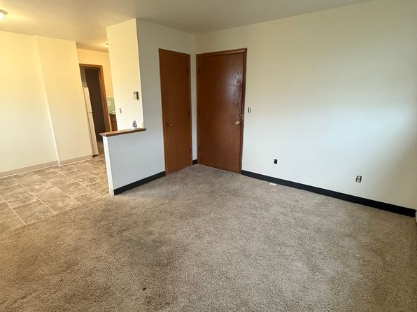 4120 4th St NE APT 202