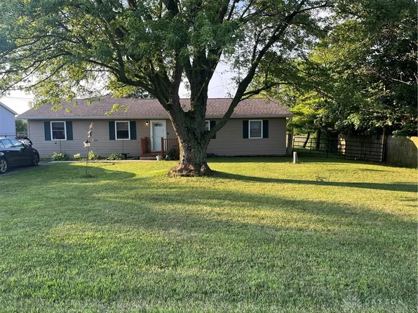1066 Hollansburg Arcanum Rd, Hollansburg, OH 45332