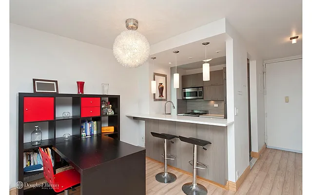 Rented by Douglas Elliman | media 62