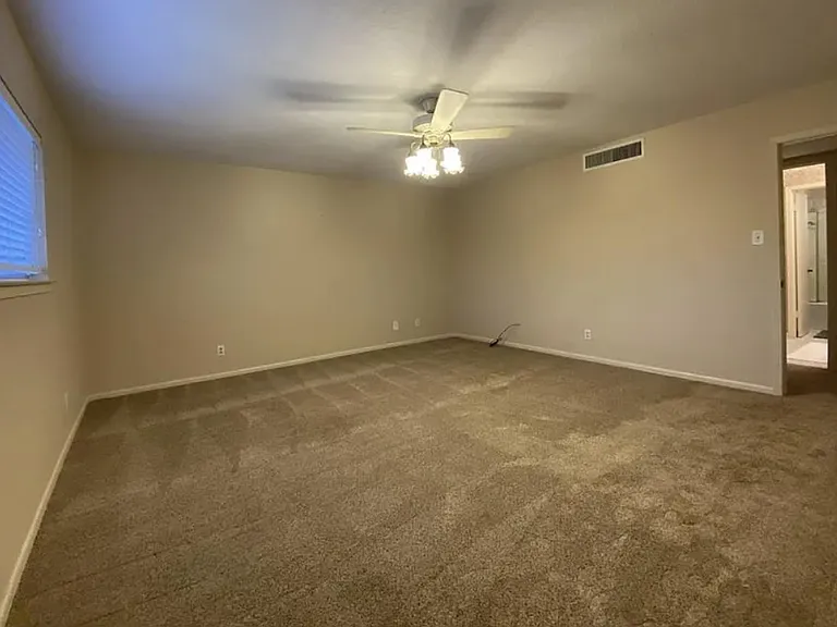 1170 Brandywine Dr — Photo 9