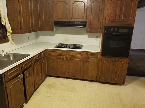 5th image of 1145 Rosewood St