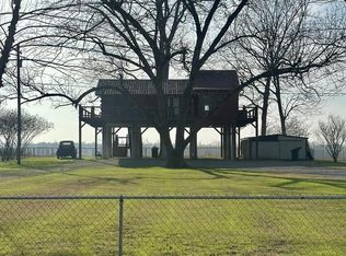 1831 S Lake Ferguson Rd, Greenville, MS 38703