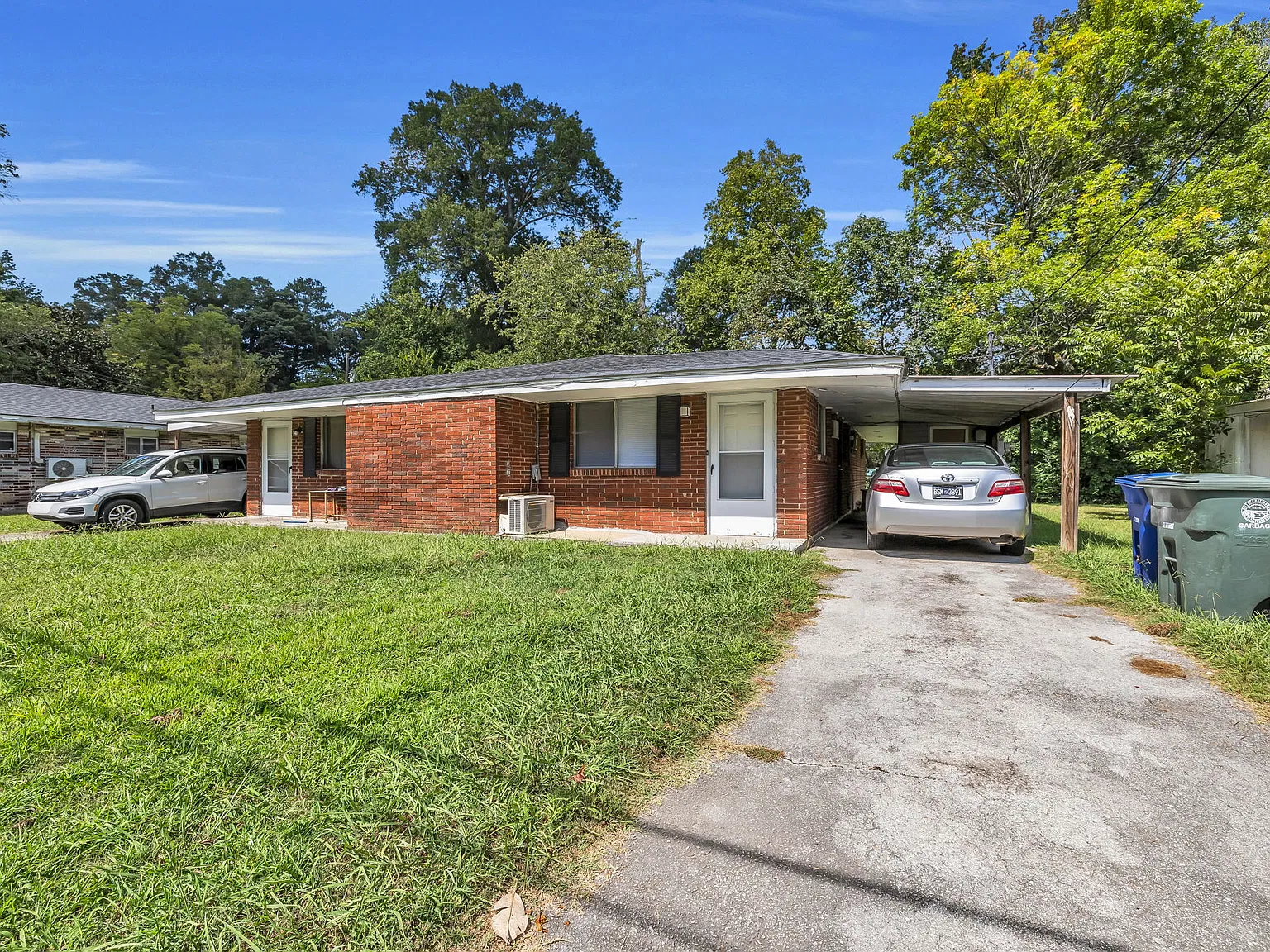 4731 Rogers Road - 4729 — Photo 2