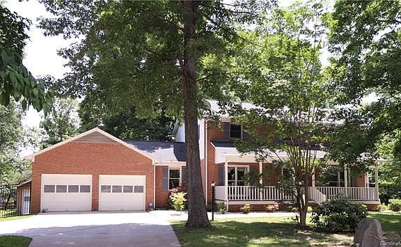 5th image of 205 Autumn Wood Ln