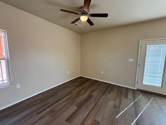 418 N Lala St — Photo 6