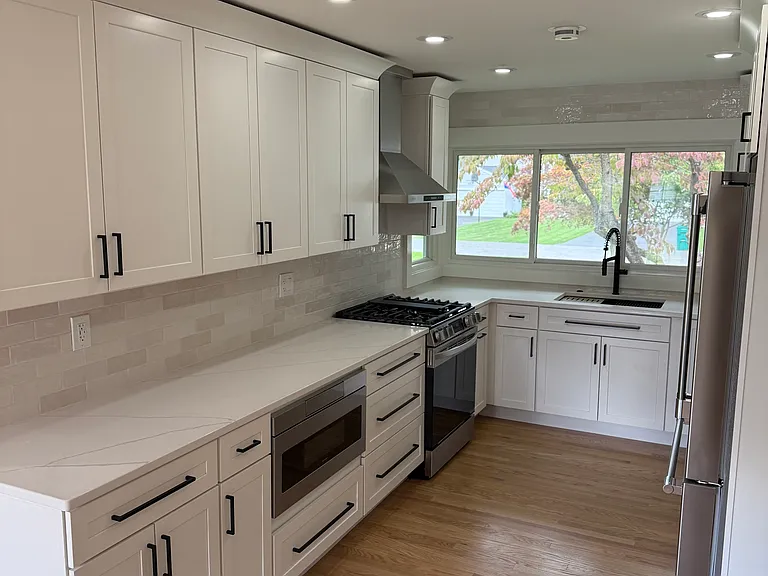 95 Penarrow Rd — Photo 10