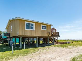 21403 Gulf Dr, Galveston, TX 77554