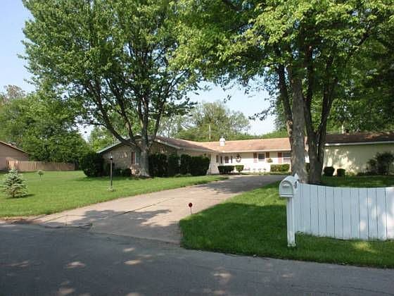 1st image of 1000 N Tyrone Dr