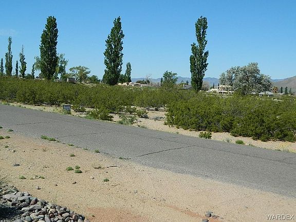 4th image of 9816 N Vista Dr