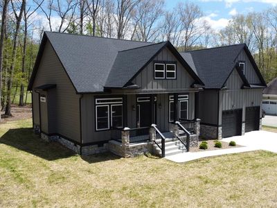 801 Far Country Dr, Daniels, WV, 25832