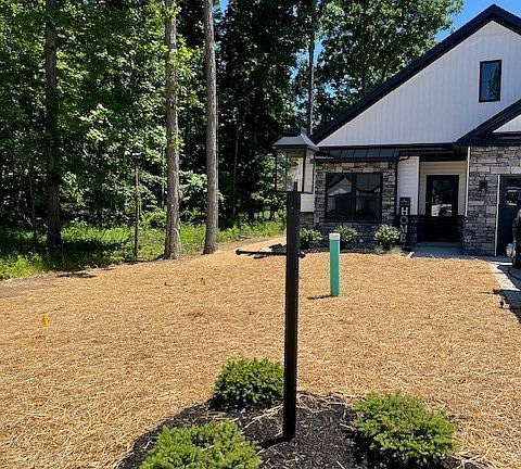 3rd image of 6755 Benedict Dr