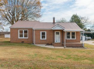 229 River Dr, Linwood, NC 27299