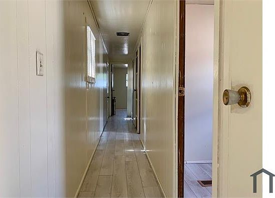 4th image of 501 W Loring Ave #1