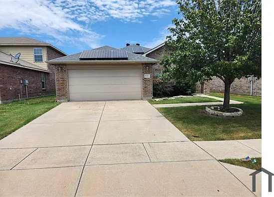 3 bed, 1487 sqft, $2,300 — Photo 2