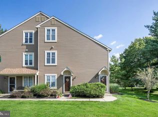 606 Aberdeen Ln, Blackwood, NJ 08012
