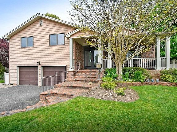 3rd image of 143 Hazelwood Dr #A