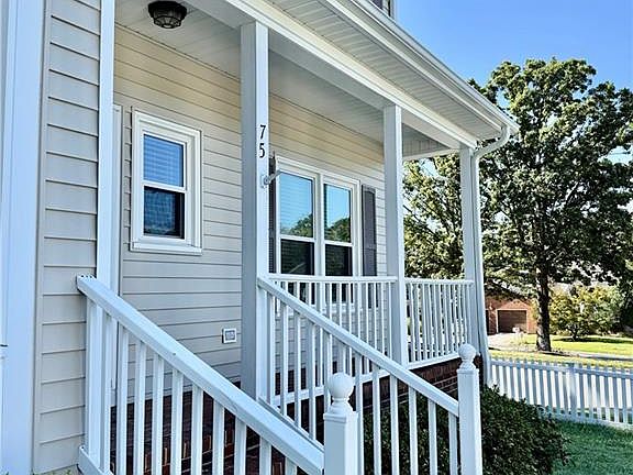 4th image of 75 Park Village Ln
