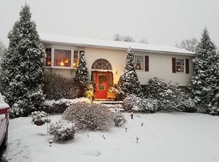 528 Hunsberger Rd, Schwenksville, PA 19473