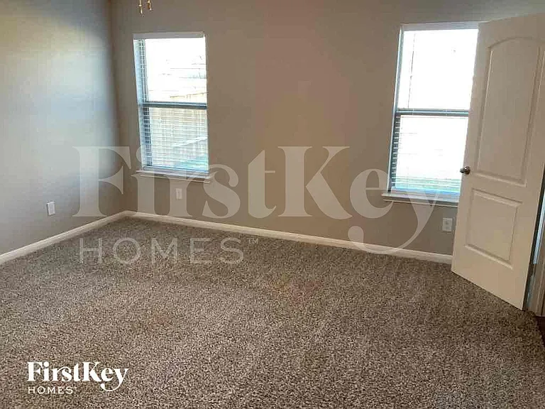 179 Aster Dr — Photo 5