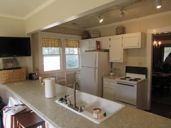 645 S Main St, Covington, TN 38019