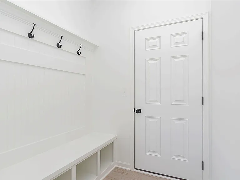 15905 Tharp Woods Dr — Photo 4