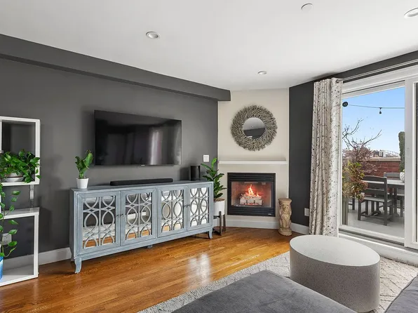 23-25 31st Ave Penthouse 7C, Astoria, NY 11102