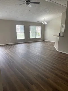 421 Porter Dr — Photo 6