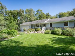 14 Foleys Grade, Lowell, MI 49331