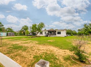 238 Las Palomas, Lytle, TX 78052